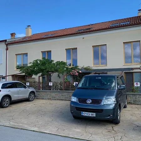 Taperini * Πορτορόζ