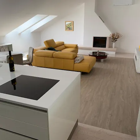 Apartma Taperini *